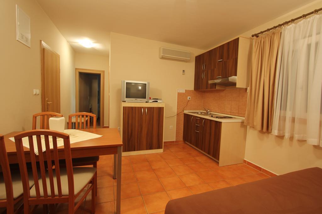 Apartments Villa Ceres Klek Habitación foto